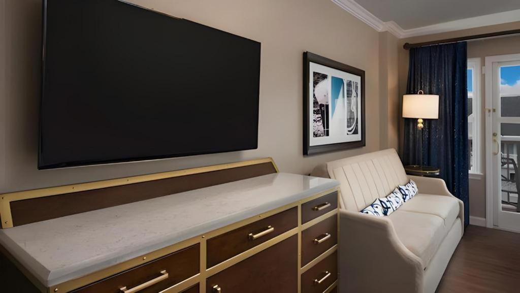 Disney'S Yacht Club Resort Lake Buena Vista Bagian luar foto